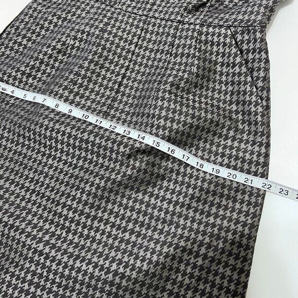 Banana Republic gray and black silk blend Houndstooth sheath dress with pockets - Picture 5 of 10